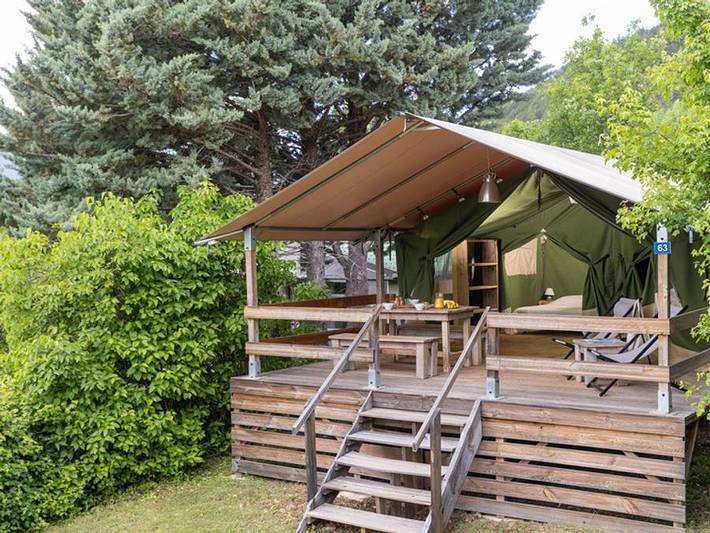 Tente pour 4 personnes, avec bassin pour enfant dans Hautes-Alpe - 4