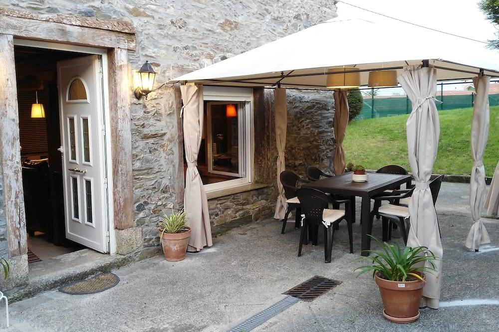 Preciosa Casa Rústica Con Encanto, a 5 min. De Las Playas in Bergondo, Costa de Galicia