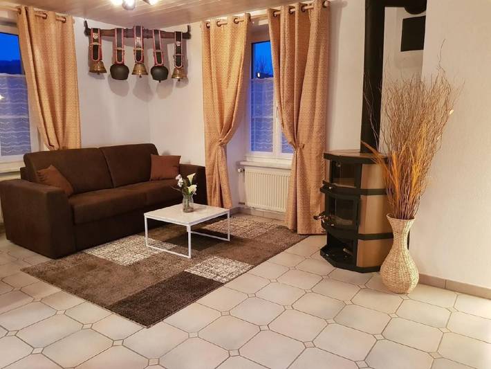 Bauernhof für 5 Personen, mit Balkon und Garten im Kanton Jura