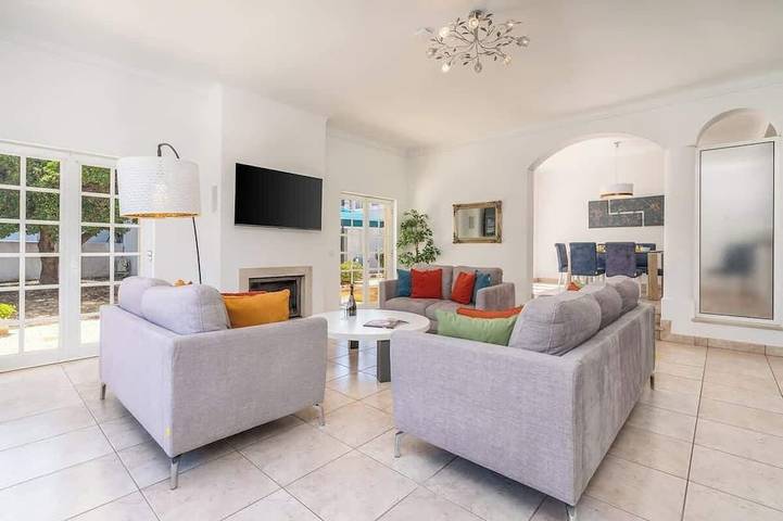 Ferienhaus für 12 Personen, mit Balkon und Garten, mit Haustier