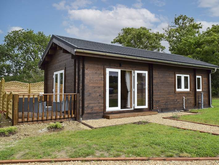 Log cabin for 4 people, with garden in Leicestershire