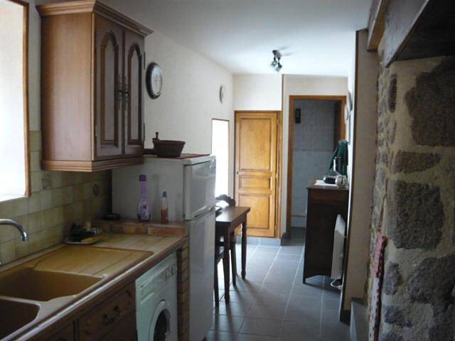 Location de vacances pour 7 personnes, avec piscine à Peyrat-la-Nonière - 3