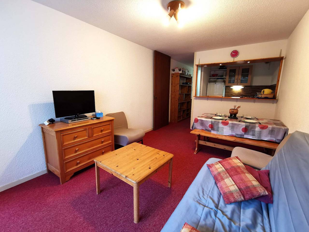 Apartamento entero, Agradable apartamento de 2 habitaciones cabina, con balcón y vistas, cerca de remontes y piscina in Prapoutel, Les Adrets