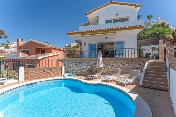 Villa for 9 people, with Balcony