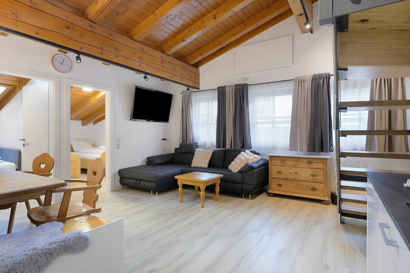 Ganze Wohnung, Apartment Goodlife B10 - 100 m zur Kohlmaisbahn , wenige Meter ins Zentrum in Saalbach, Saalbach-Hinterglemm