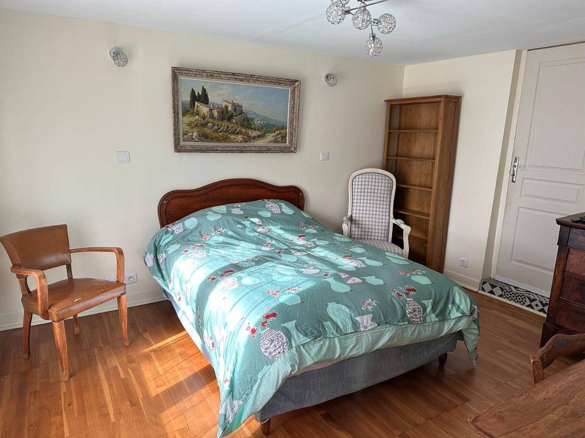 Appartement entier, One-Bedroom Apartment in Soucieu-en-Jarrest, Lyon et ses environs