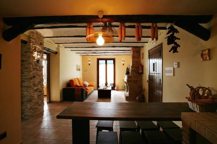 Casa rural para 4 personas, con vistas y balcón en Comunidad de Calatayud - 2
