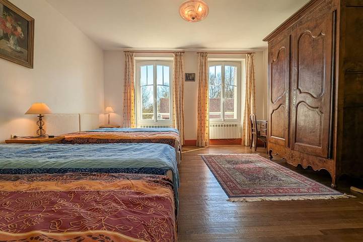 Gîte pour 11 personnes, avec jardin à Chabris - 2