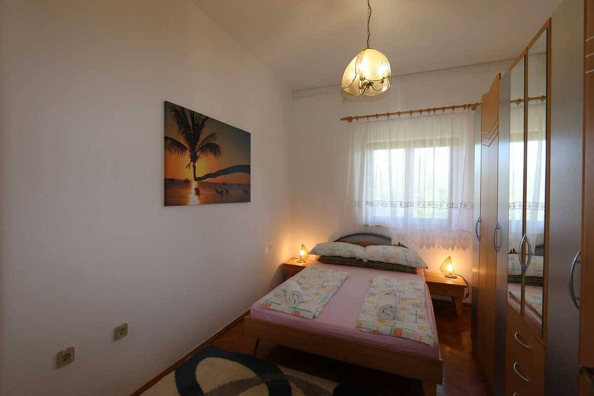 Ganze Wohnung, Ferienwohnung Čekić (36263-A1) in Dobrinj, Krk