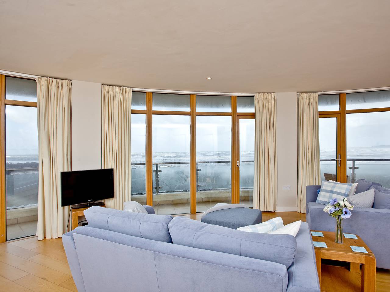 Ganze Wohnung, Pebbles, Horizon View in Westward Ho, Hartland Devon Heritage Coast