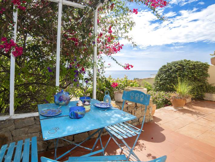 Lägenhet för 6 Personer, med terass och trädgård i Calpe