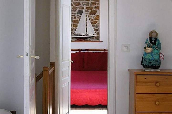 Location de vacances pour 5 personnes, avec jardin à Ploumilliau - 4