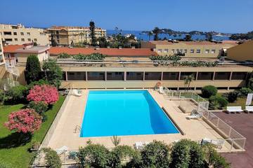 Gîte pour 4 personnes, avec terrasse et piscine, animaux acceptés à Beaulieu-sur-Mer