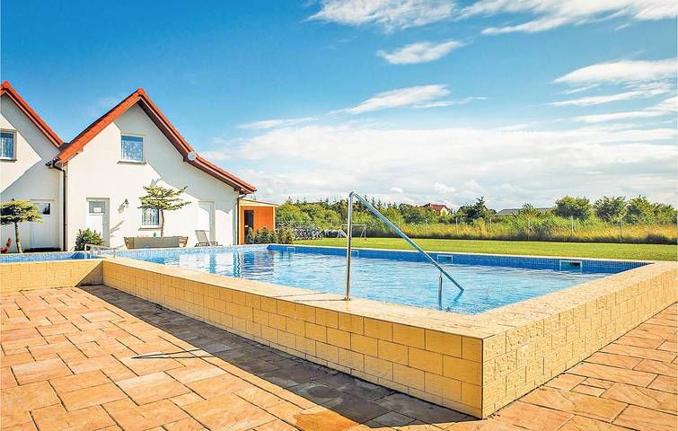 Ferienhaus für 5 Personen mit Sauna in Darłowo, Powiat Sławieński