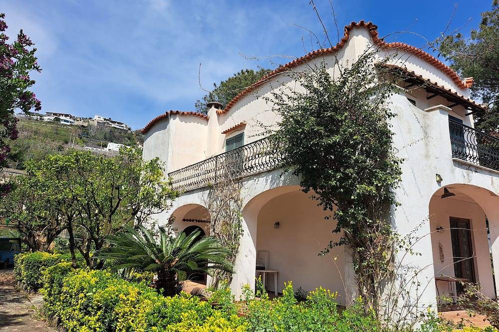 4 Bedroom Villa in Ischia in Ischia Stadt, Ischia