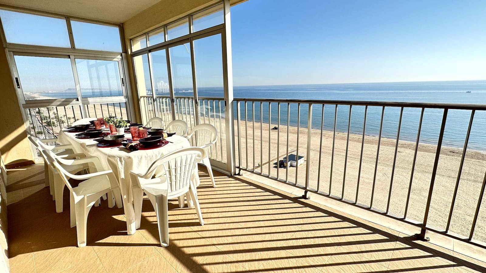Entire apartment, Infante A - 13º in Playa de Gandía, Costa de Valencia