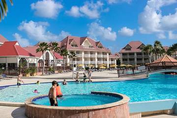 Gîte pour 3 personnes, avec vue et piscine à Rivière-Salée