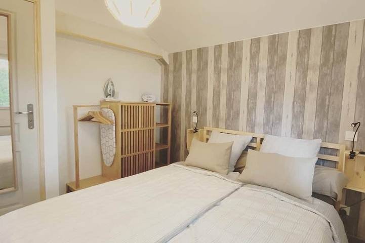 Location de vacances pour 4 personnes, avec piscine et jardin ainsi que sauna et jacuzzi dans Valloire-sur-Cisse - 2