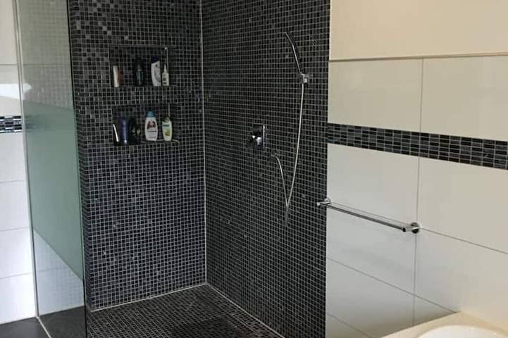 Ganze Wohnung, Top Wohnung  - 2 Etagen - 100 m² - bis zu 10 Personen in Dortmund, Ruhrgebiet