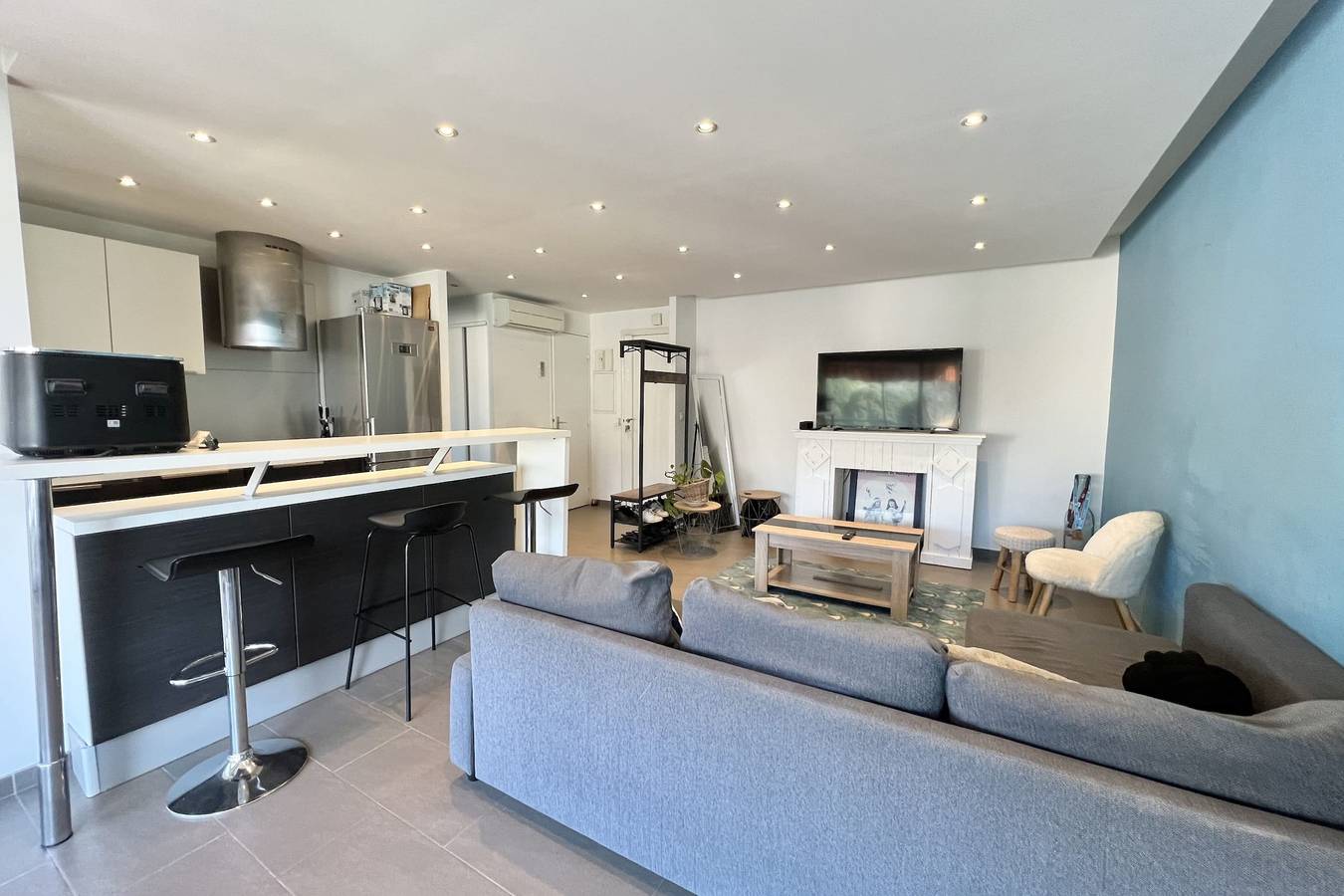 Apartamento entero, T2 apartment with terrace in Cannes in Cannes, Region de Cannes