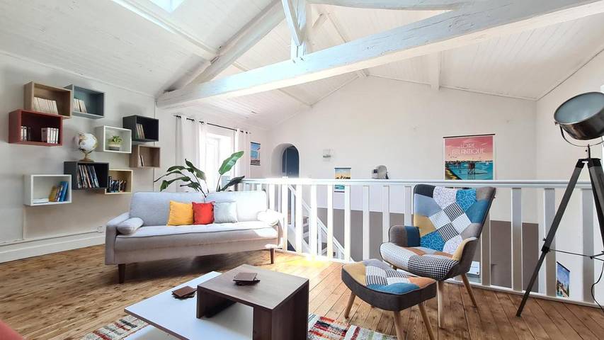 Location de vacances pour 8 personnes, avec vue sur le lac ainsi que vue et jardin dans Lac de Grand-Lieu - 2