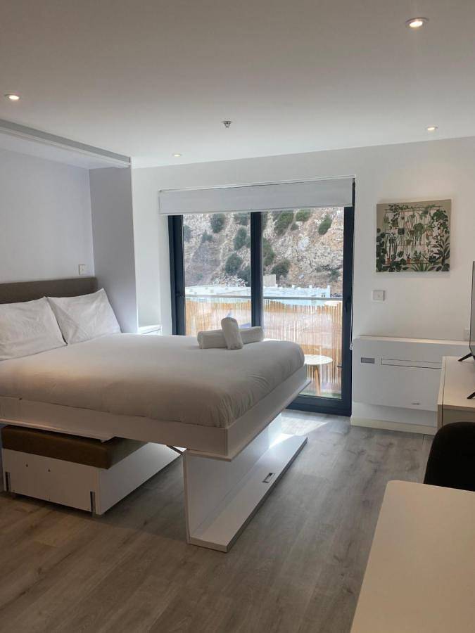 Holiday rental for 2 people, with Balcony and Terrace as well as View in Gibraltar