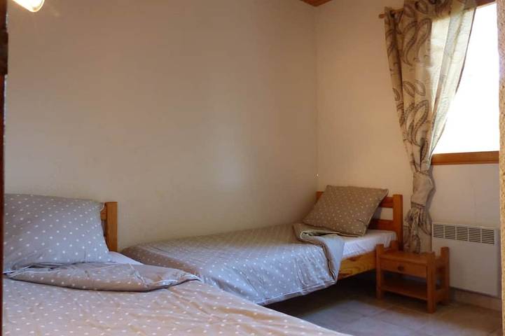 Location de vacances pour 4 personnes, avec jacuzzi ainsi que terrasse et jardin à Quillan - 3