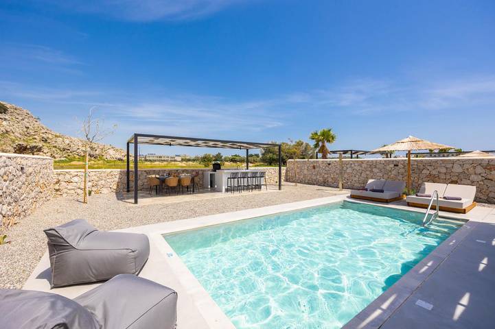 Villa für 4 Personen, mit Garten und Terrasse auf Rhodos - 2