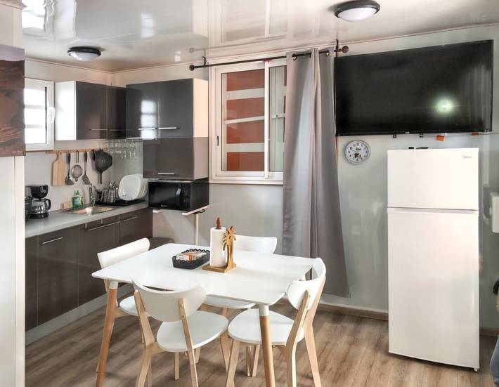 Gîte pour 2 personnes, avec balcon à Sainte-Suzanne