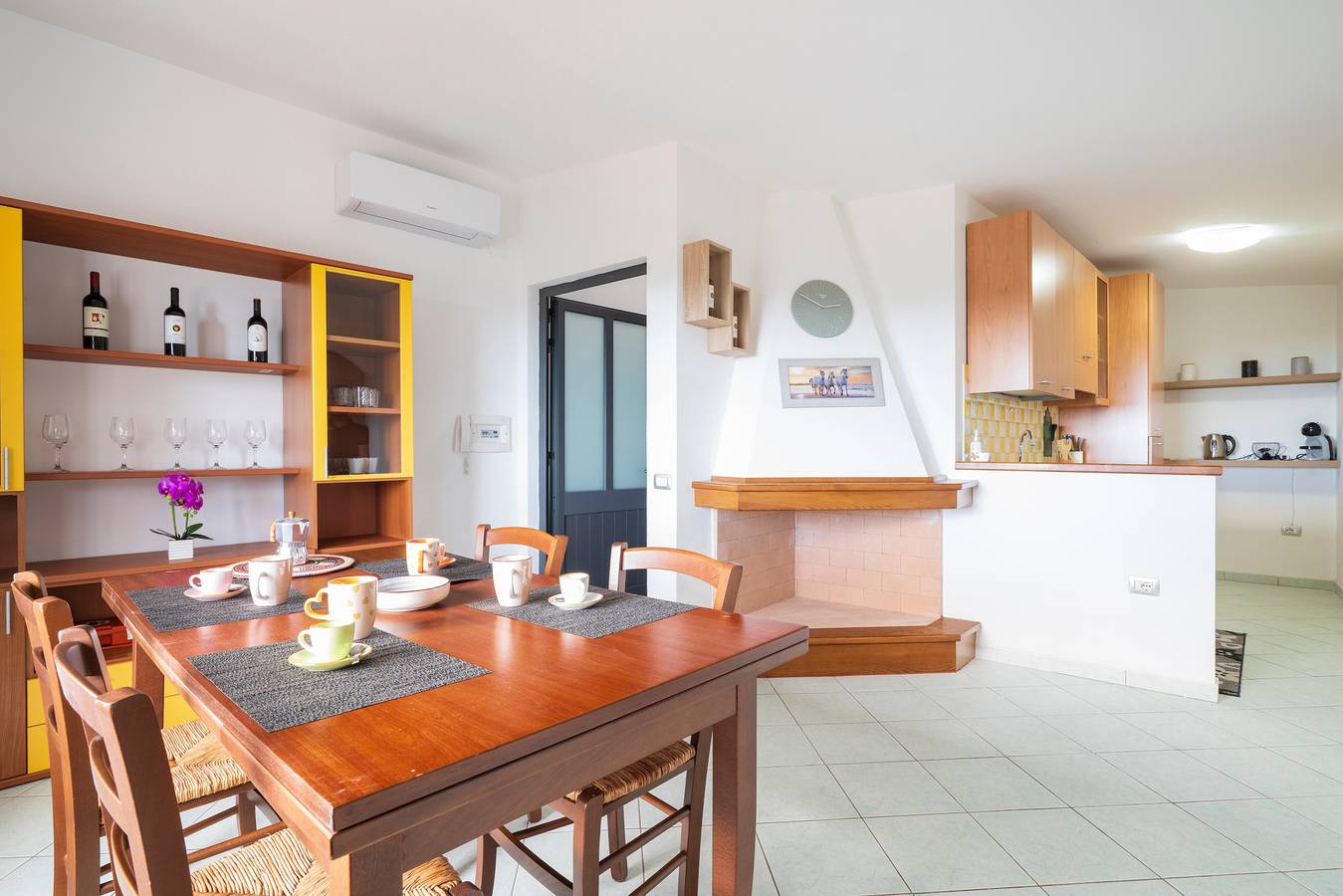 Holiday Home 'Cuccureddu 2' with Sea View, Wi-Fi and Air Conditioning in Jerzu, Barbagia