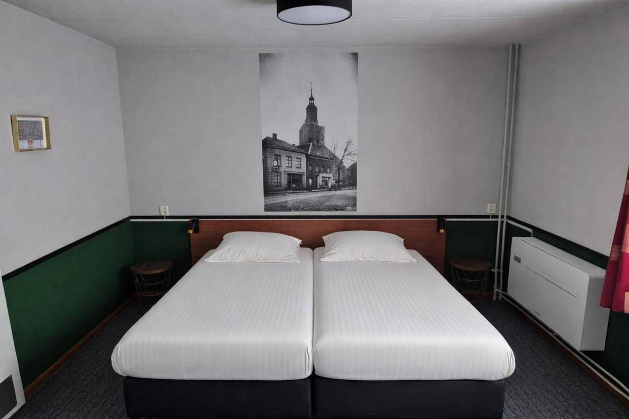 Hotel,cafe,biljart Pot in Groenlo, Achterhoek
