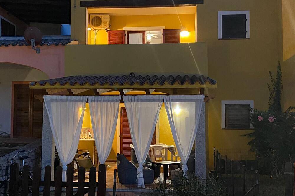 Appartamento intero, Appartamento vista mare con ampio terrazzo - Mirice Beach Resorts Mare & Pace in Lu Lamoni, Vignola Mare