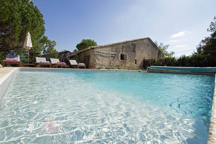 Location de vacances pour 14 personnes, avec Terrasse et Jardin à Monségur
