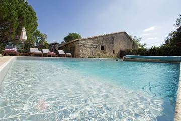 Cottage pour 14 personnes, avec jardin à Monségur