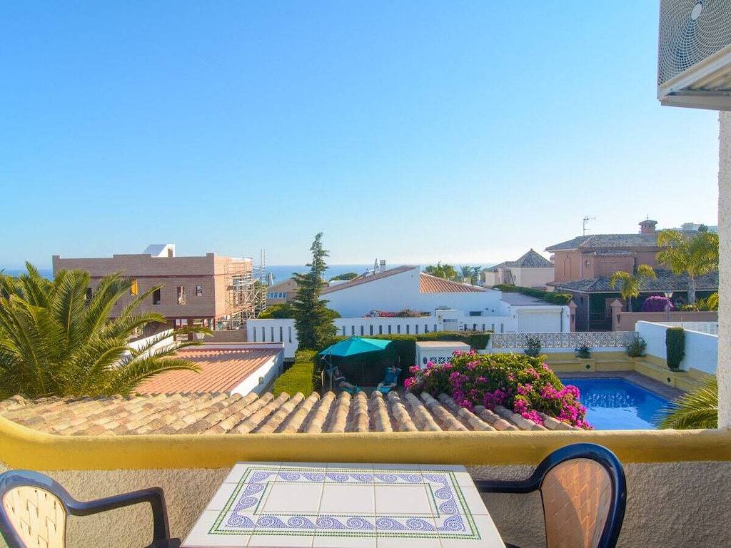 Beach House Ping Pong Comfortable holiday residence in Las Chapas, Marbella