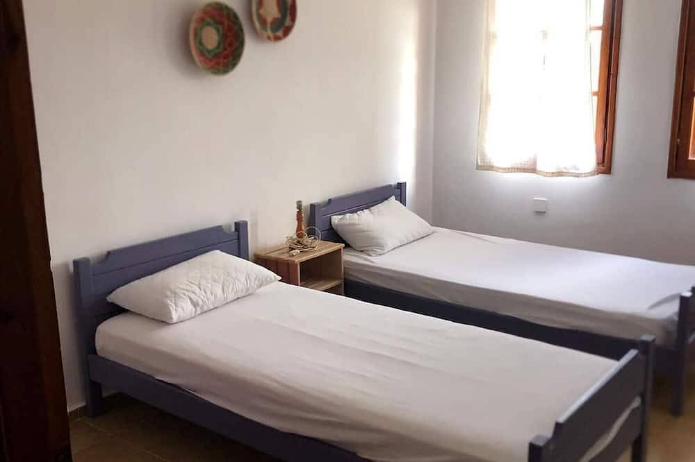 Cosy and relaxing villa in a big mandarin garden in Izmir, Provinz Izmir