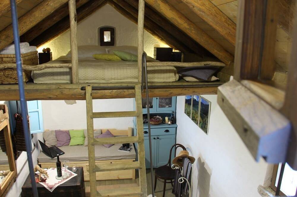Vineyard Eco Cottage for couples near Dubrovnik in Općina Konavle, Dubrovnik-Neretva