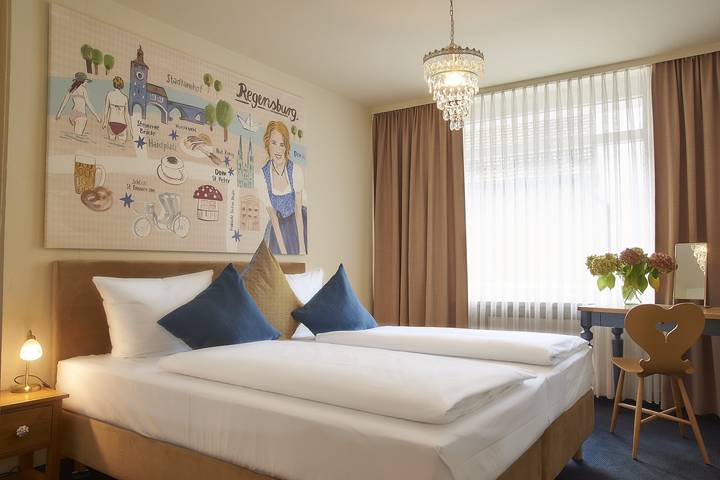 Hotel für 3 Personen in Regensburg - 2
