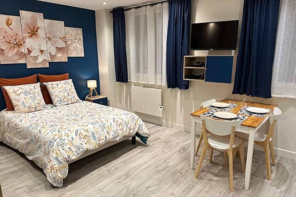 Apartamento entero, Élégant Studio « Fleur de lys » à 12 min de Paris in Enghien-les-Bains, Valle del Oise