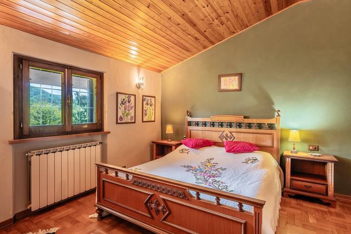Casa vacanze 'Lolli' con terrazza privata, giardino privato e Wi-Fi in San Marcello Pistoiese, San Marcello Piteglio