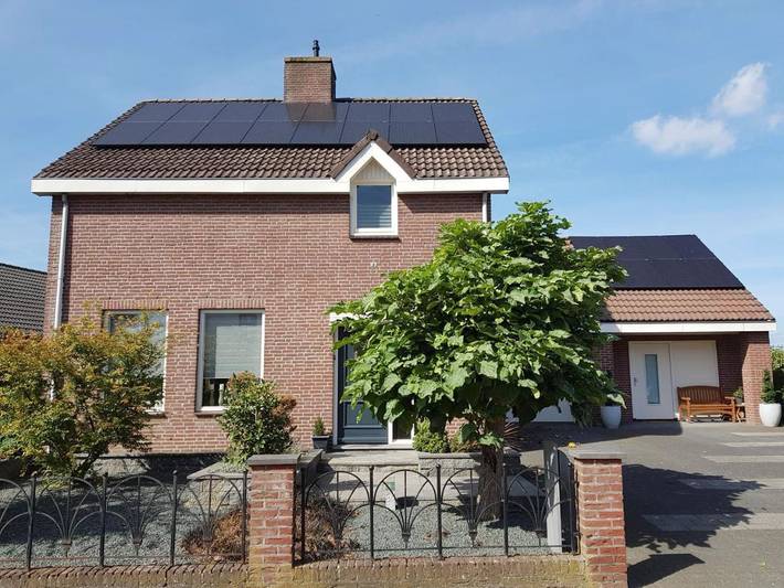 Ferienwohnung für 4 Personen, mit Whirlpool und Terrasse sowie Garten und Kinderpool in Stevensweert