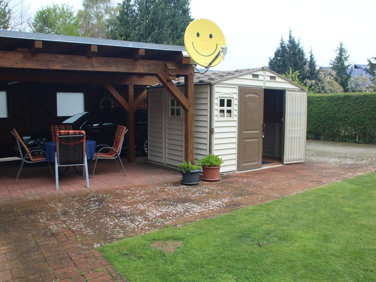 Ganze Wohnung, Ferienwohnung Jelinek ian der Müritz mit privater Terrasse, privatem Garten und Wi-Fi in Waren (Müritz), Müritz