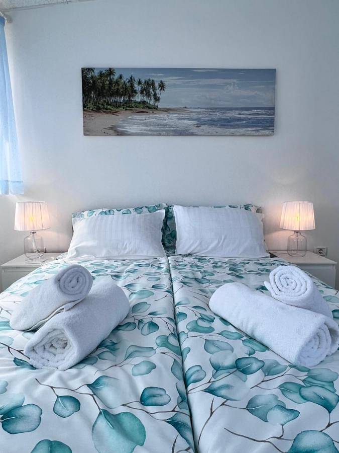 Ferienwohnung für 3 Personen, mit Ausblick und Terrasse - 1