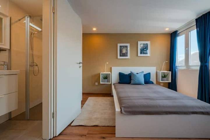 Ganze Wohnung, Zentrales 30-qm-city-apartment (Nr. 7) für 2 Pers in Saarbrücken, Saargau