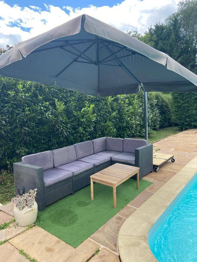 Location de vacances pour 4 personnes, avec jardin et piscine, adapté aux familles à Gleizé - 2