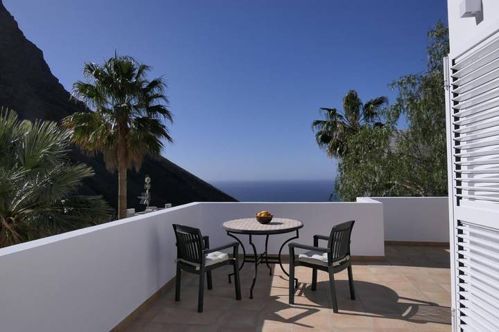 Ferienhaus für 4 Personen, mit Terrasse und Pool sowie Ausblick