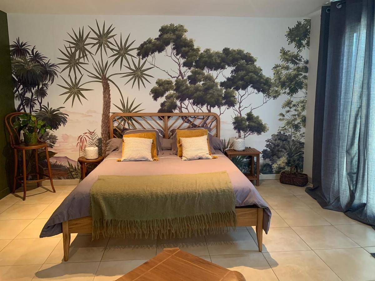 Chambre en Drôme Tropicale in Chabeuil, Région de Valence