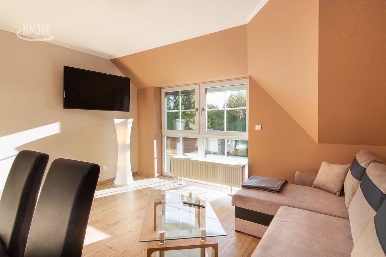 Ganze Wohnung, Wunderschönes Appartement, Odins Blick direkt am  Privatstrand, Garten und Sauna in Lobbe, Mönchgut