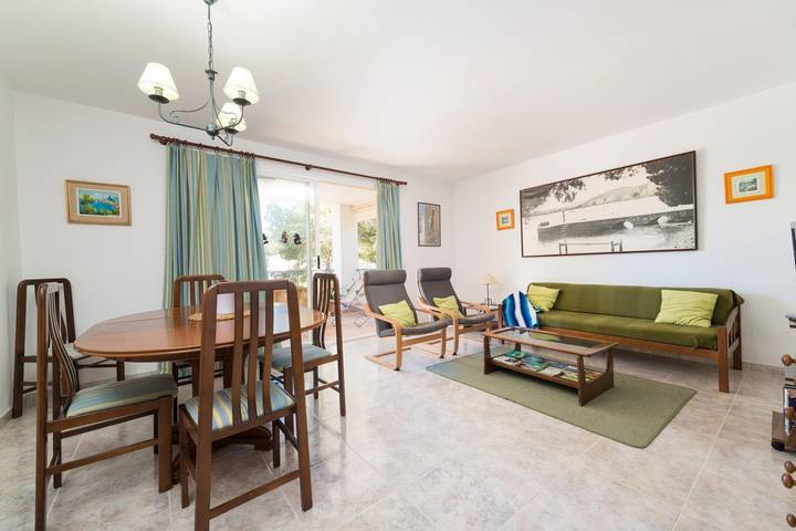 Appartement entier, Clivies 1B - Apartment with terrace in Port De Pollença. Free Wifi in Port de Pollença, Pollença