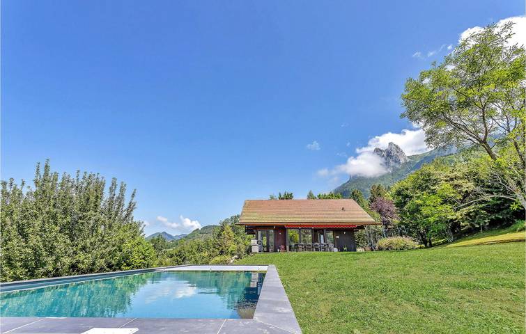 Luxuriöse Wohnung am See, Pool und Terrasse, in der Nähe von Annecy in Talloires-Montmin, Annecy und Umgebung